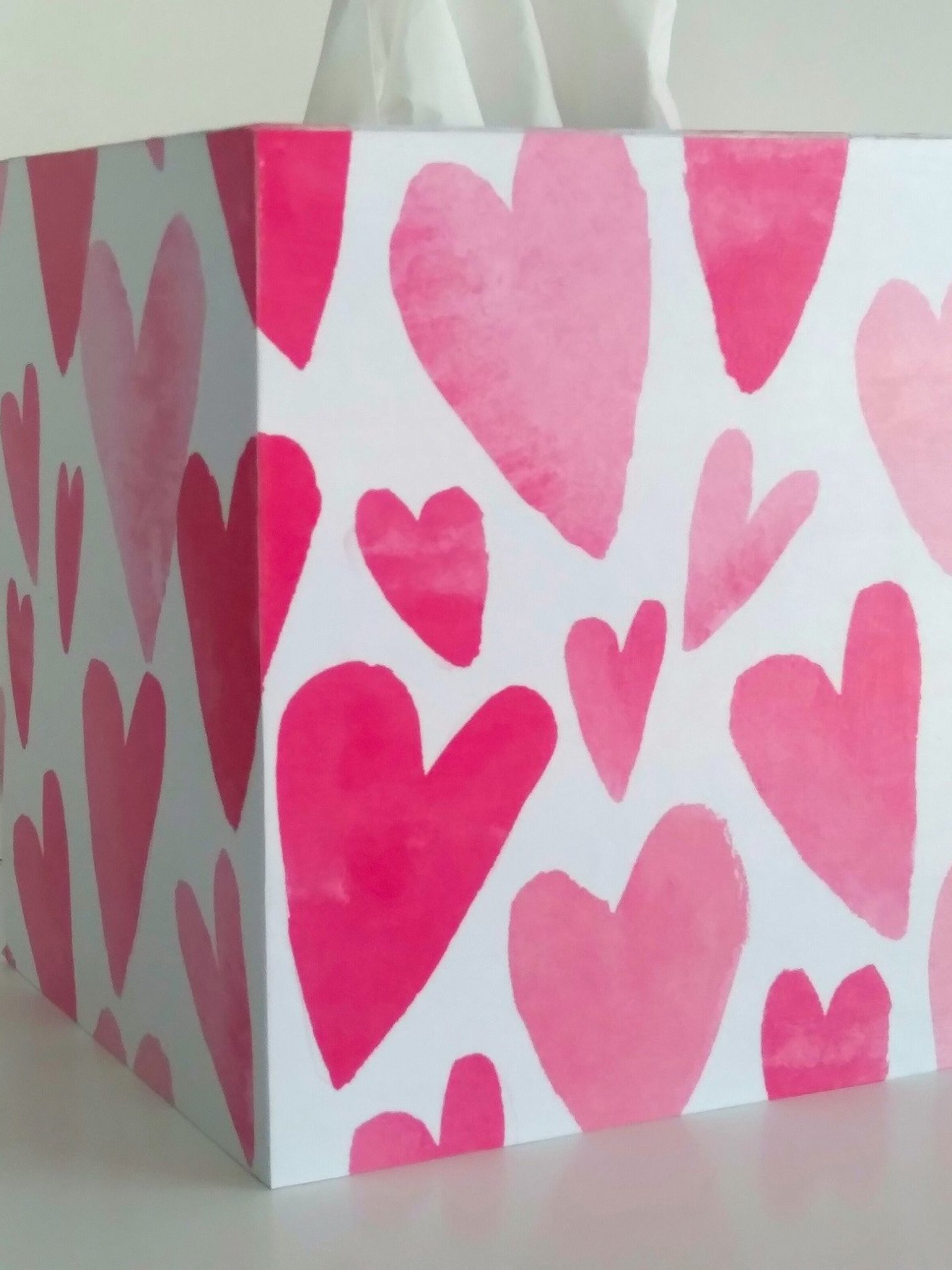 Hearts Tissue Box Cover - Decoupage square tissue holder, Valentines, Love