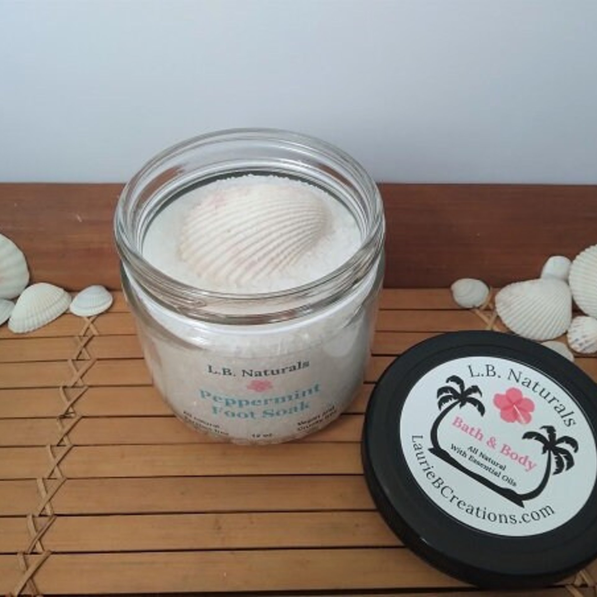 Natural Peppermint Foot Soak w/ Keepsake Seashell Scoop