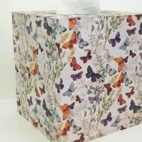 Butterfly Tissue Box Cover - Decoupage vintage style in natural beige with small butterflies and leaves 