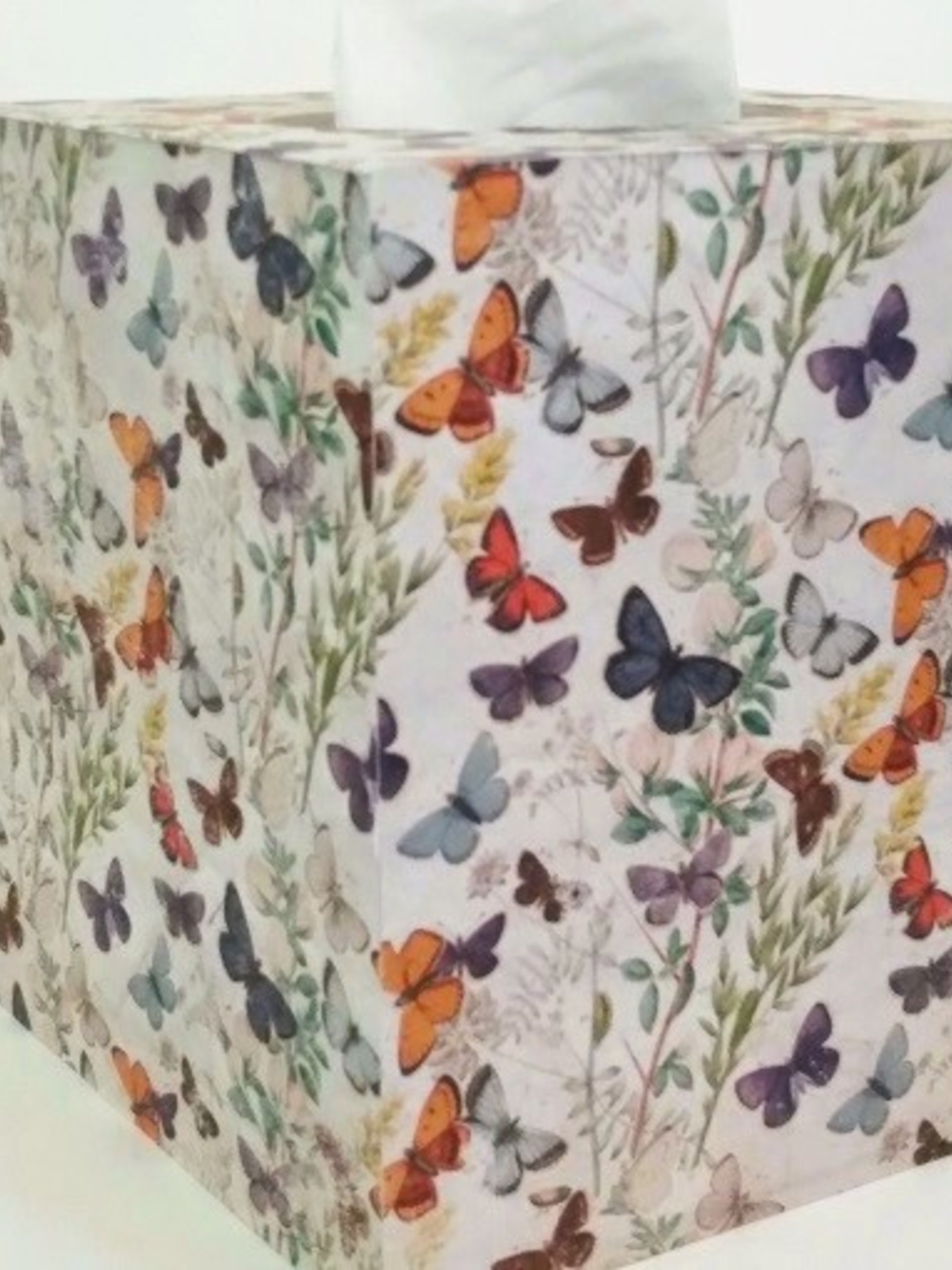 Butterfly Tissue Box Cover - Decoupage vintage style in natural beige with small butterflies and leaves 