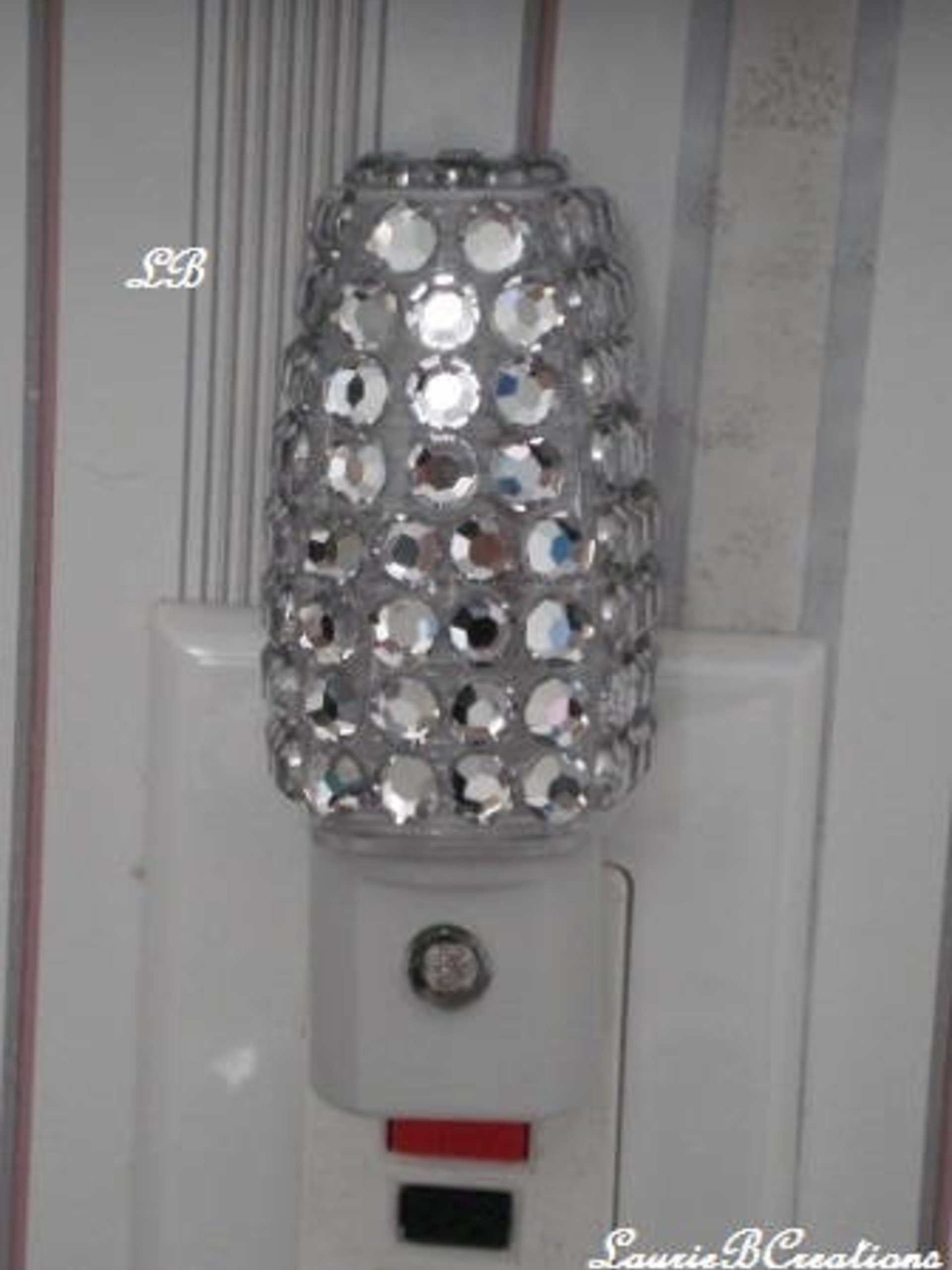 Bling Night Light w/ Clear Rhinestones - Energy saving, automatic on/off sensor, clear led lighting